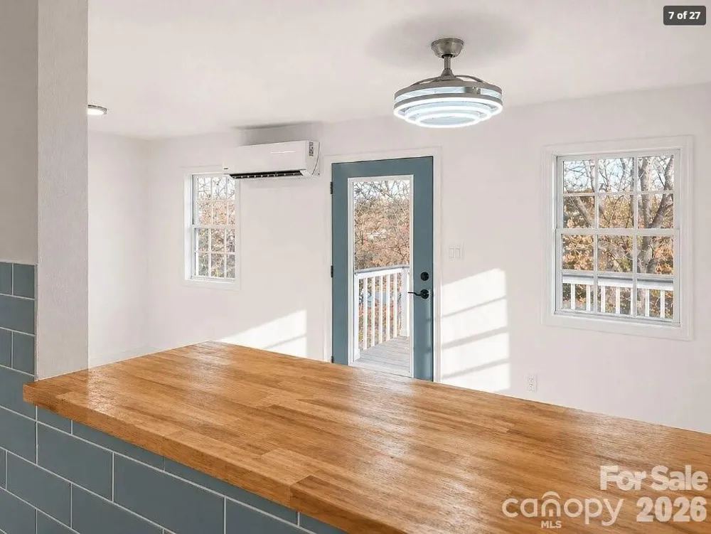 49 E Livingston Street Tryon, NC 28782