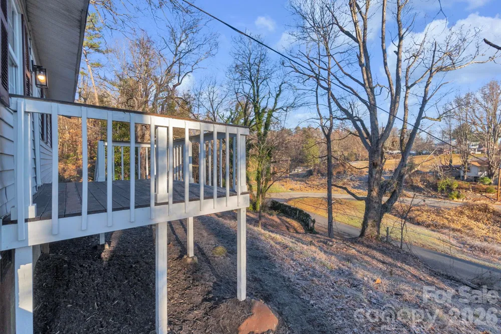 49 E Livingston Street Tryon, NC 28782