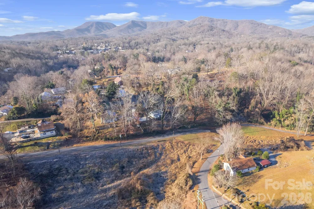 49 E Livingston Street Tryon, NC 28782
