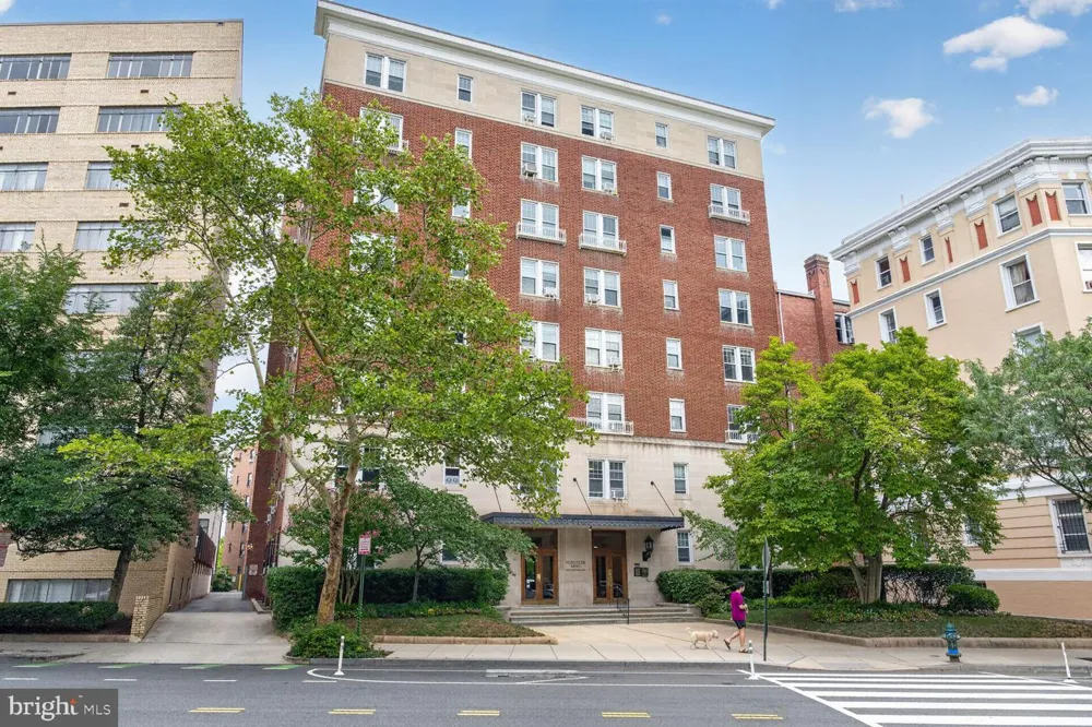 1954 COLUMBIA ROAD NW #804 Washington, DC 20009