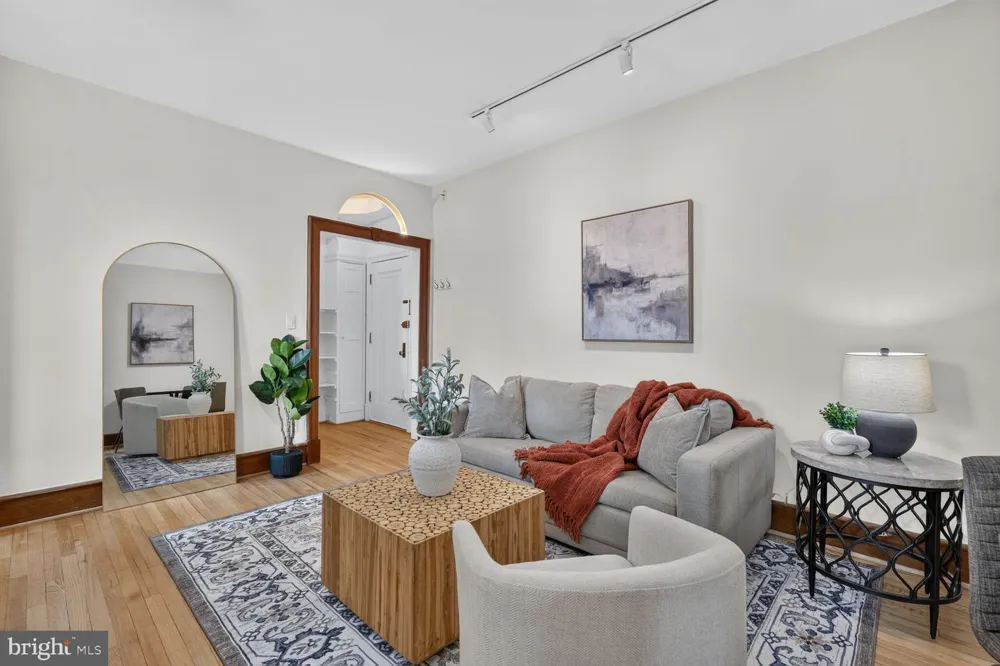 1954 COLUMBIA ROAD NW #804 Washington, DC 20009