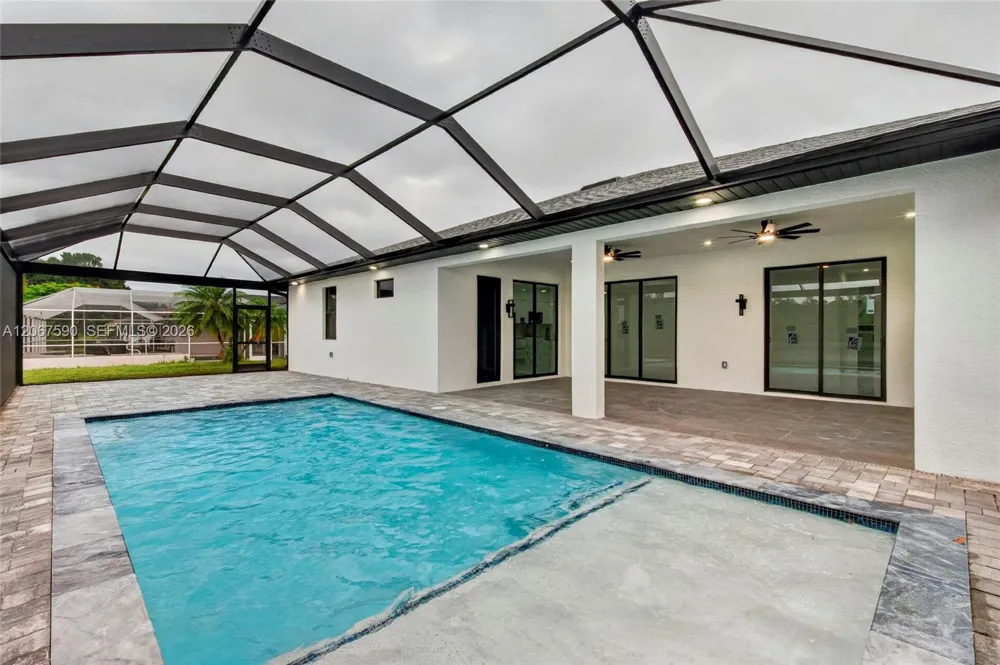 1937 RAZORBILL LN Punta Gorda, FL 33983