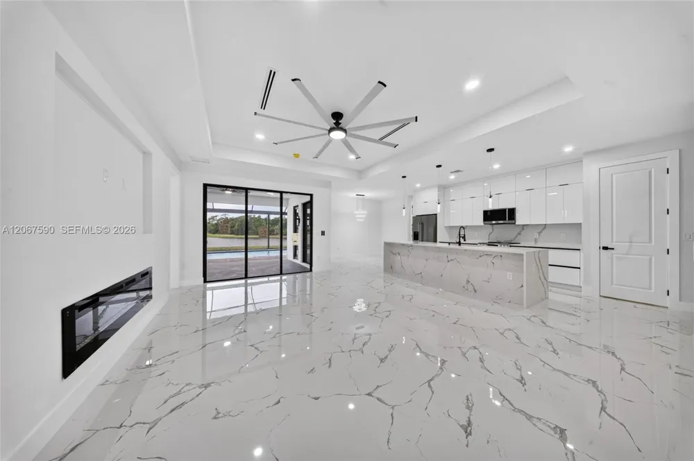 1937 RAZORBILL LN Punta Gorda, FL 33983