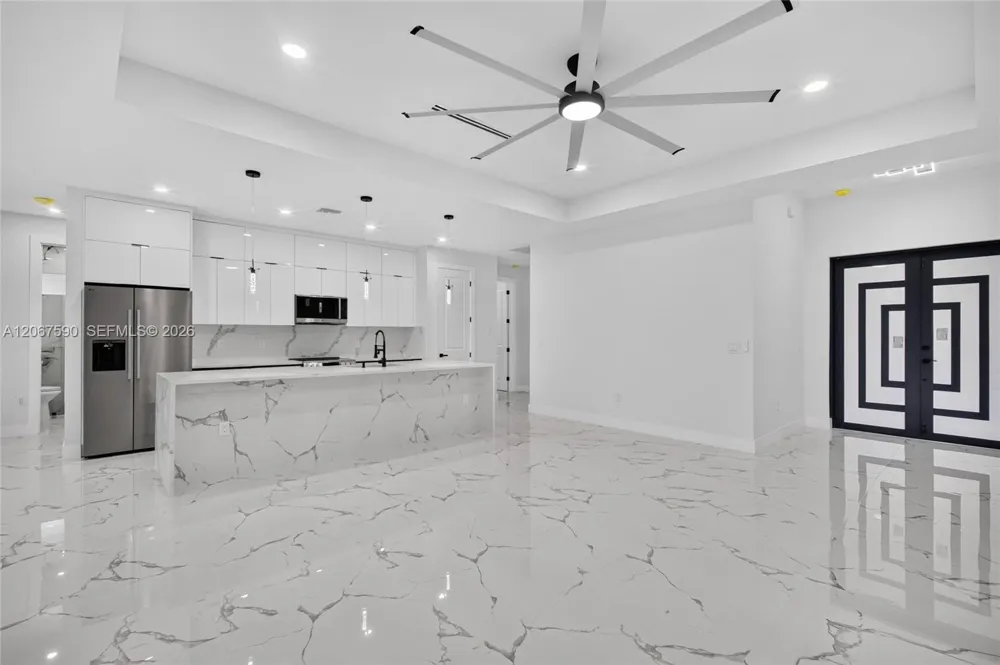 1937 RAZORBILL LN Punta Gorda, FL 33983
