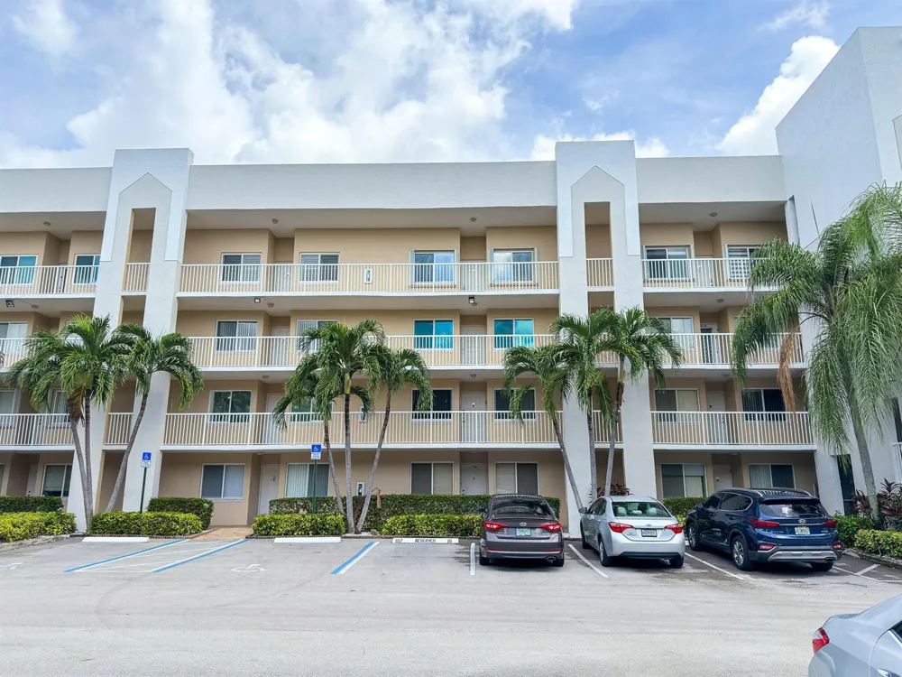 10111 NW 24TH PLACE #106 Sunrise, FL 33322