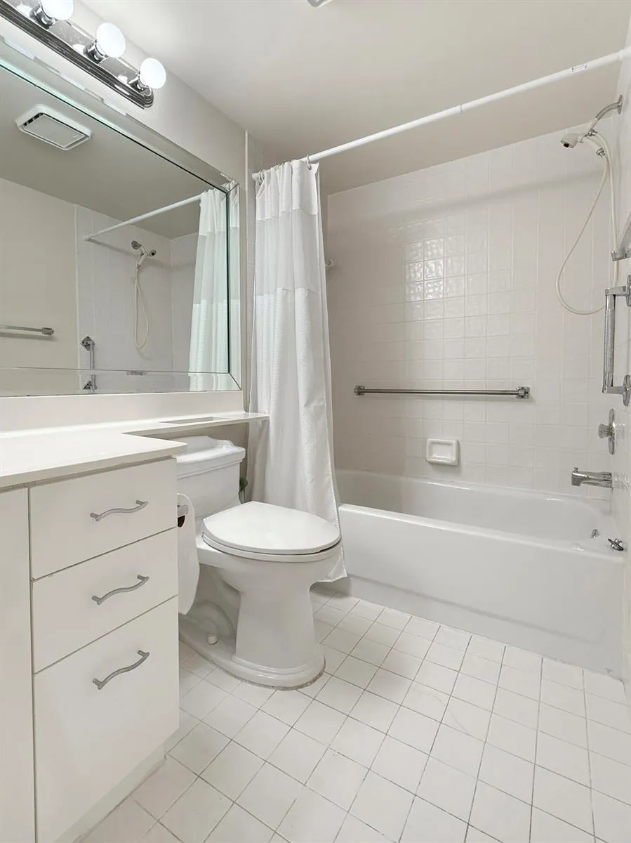 10111 NW 24TH PLACE #106 Sunrise, FL 33322
