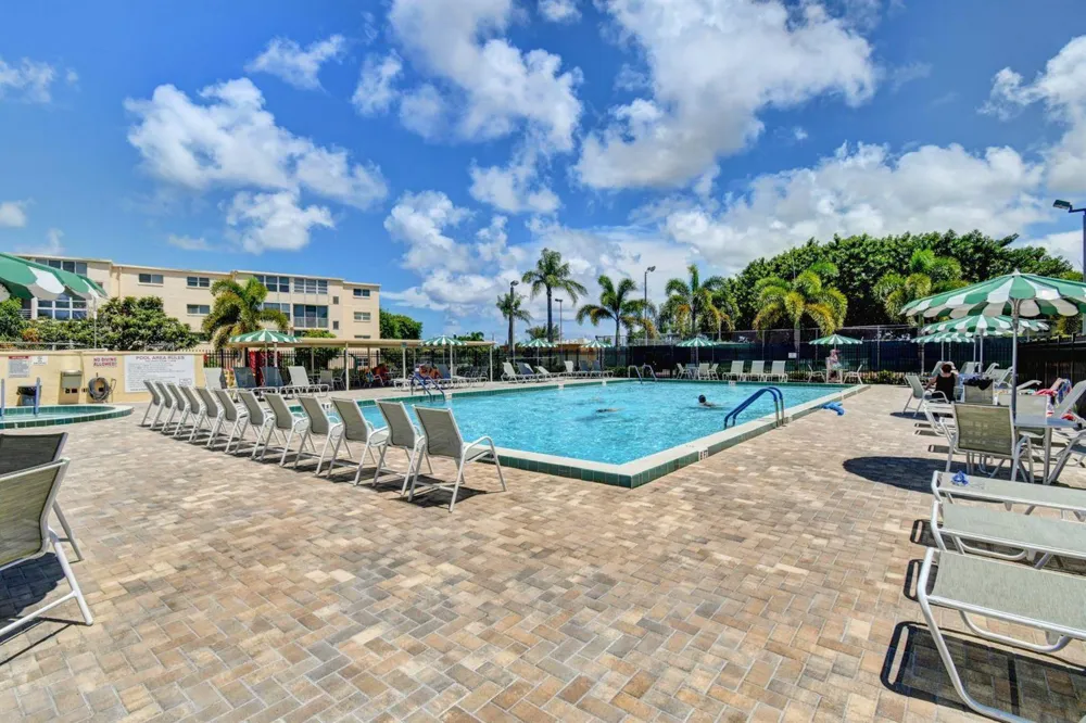 2615 NE 3RD COURT NE #4030 Boynton Beach, FL 33435