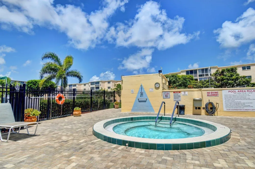 2615 NE 3RD COURT NE #4030 Boynton Beach, FL 33435