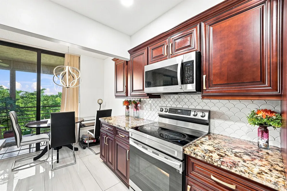 7400 Radice Court #506 Lauderhill, FL 33319