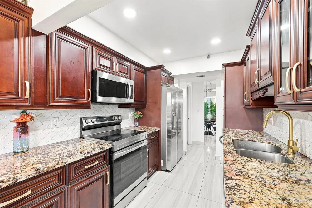 7400 Radice Court #506 Lauderhill, FL 33319