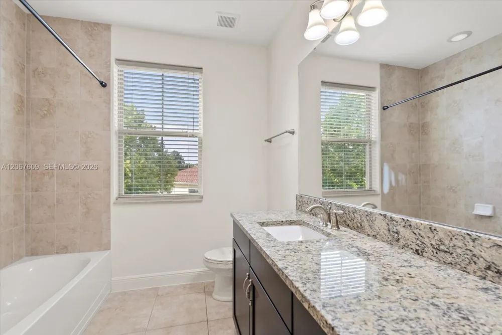 9829 Winnington #9829 Orlando, FL 32832