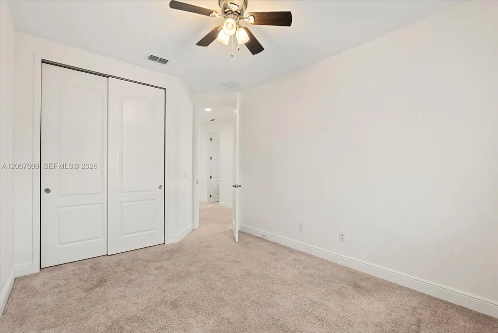 9829 Winnington #9829 Orlando, FL 32832
