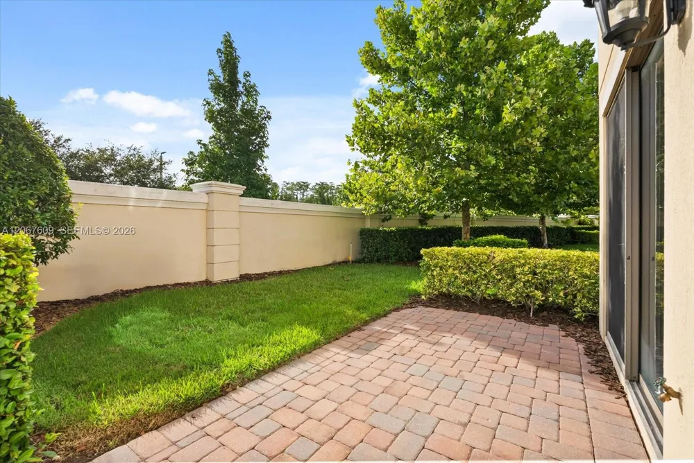 9829 Winnington #9829 Orlando, FL 32832