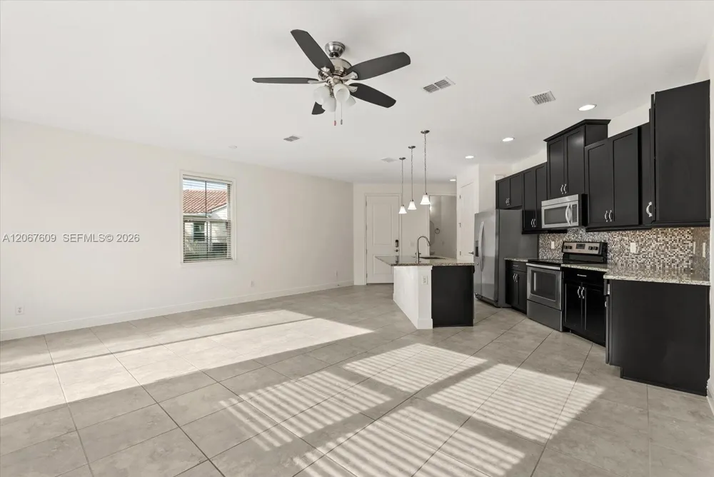 9829 Winnington #9829 Orlando, FL 32832