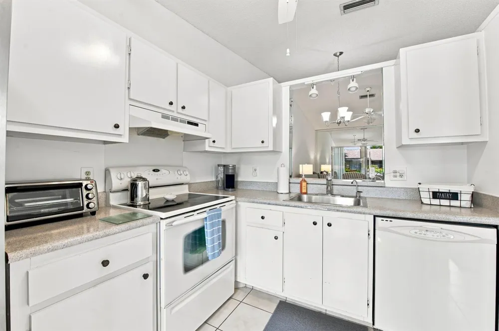 18829 Argosy Drive #B Boca Raton, FL 33496