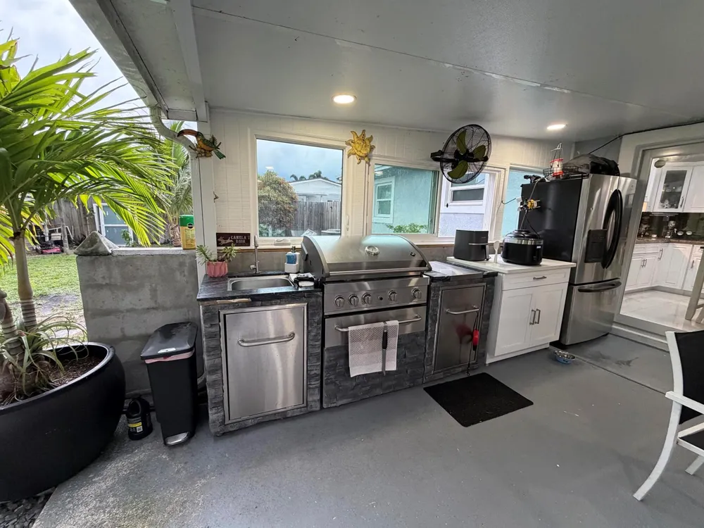 3407 TACONIC DRIVE West Palm Beach, FL 33406