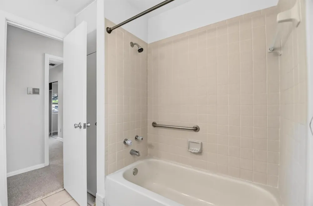 129 GREENBRIER DRIVE Palm Springs, FL 33461