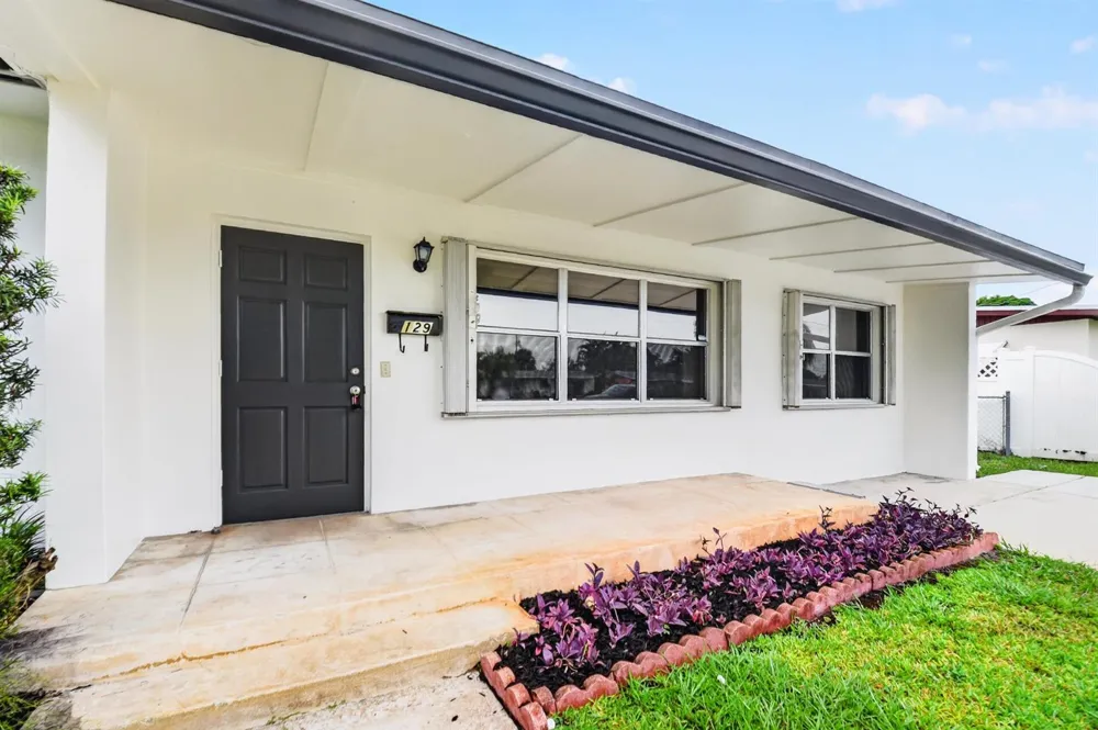 129 GREENBRIER DRIVE Palm Springs, FL 33461