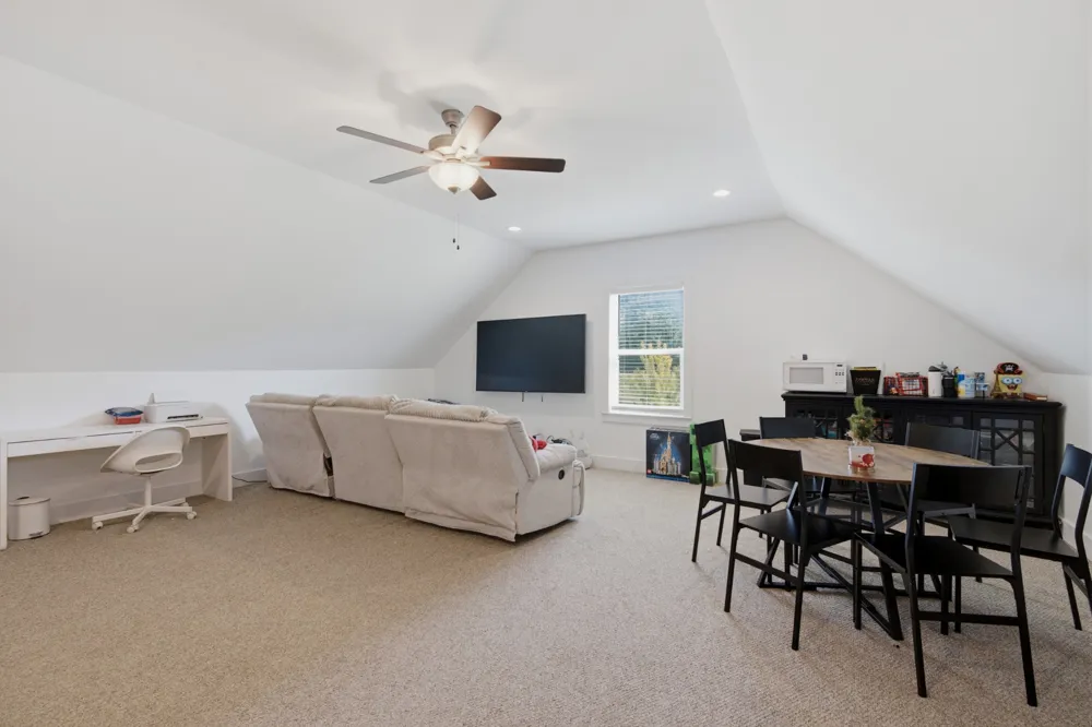 6807 Highway 25 E Cross Plains, TN 37049