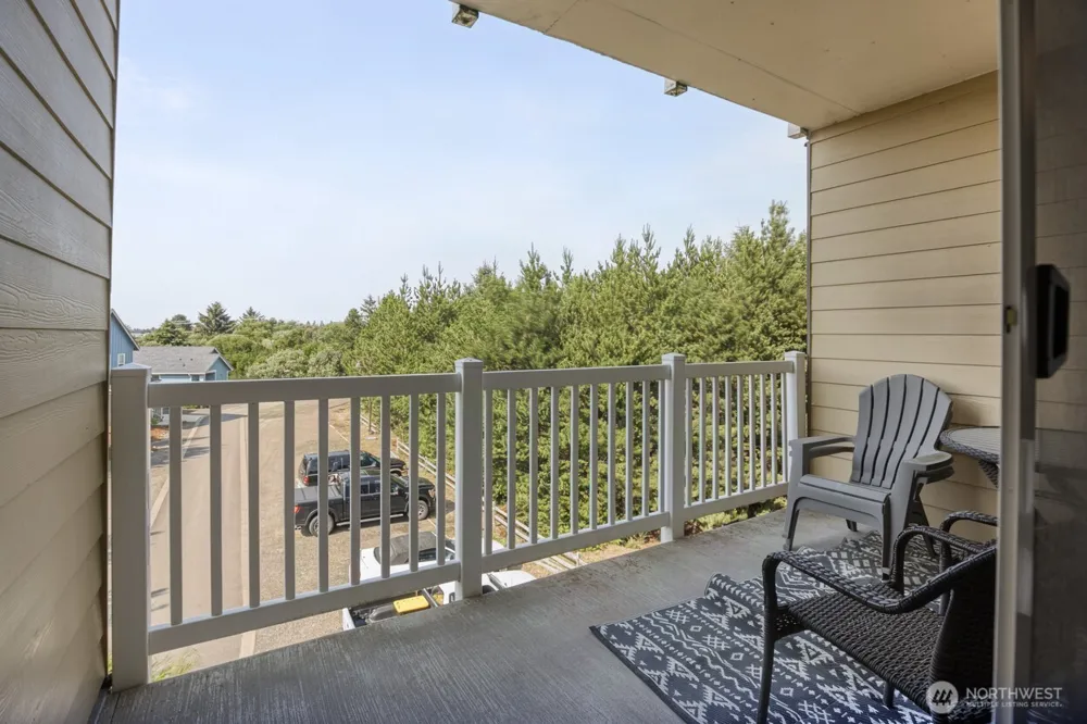 262 Oyhut Bay Boulevard SW #301 Ocean Shores, WA 98569