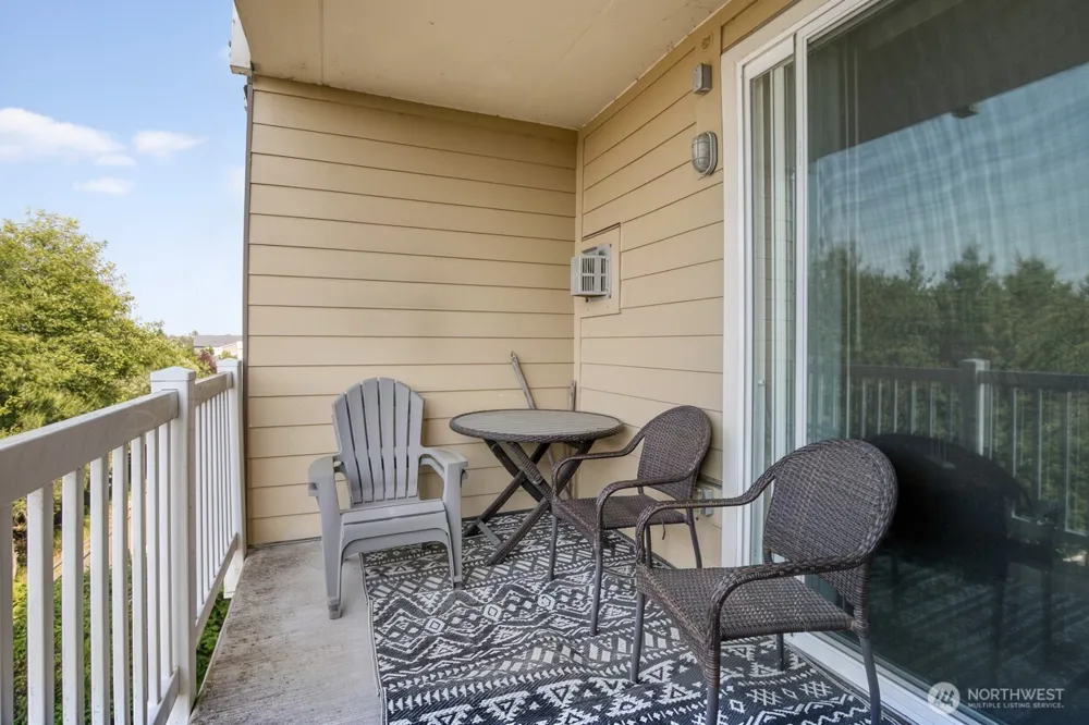 262 Oyhut Bay Boulevard SW #301 Ocean Shores, WA 98569