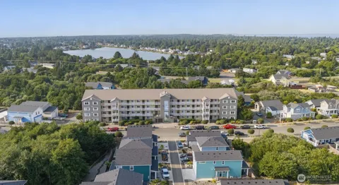 262 Oyhut Bay Boulevard SW #301