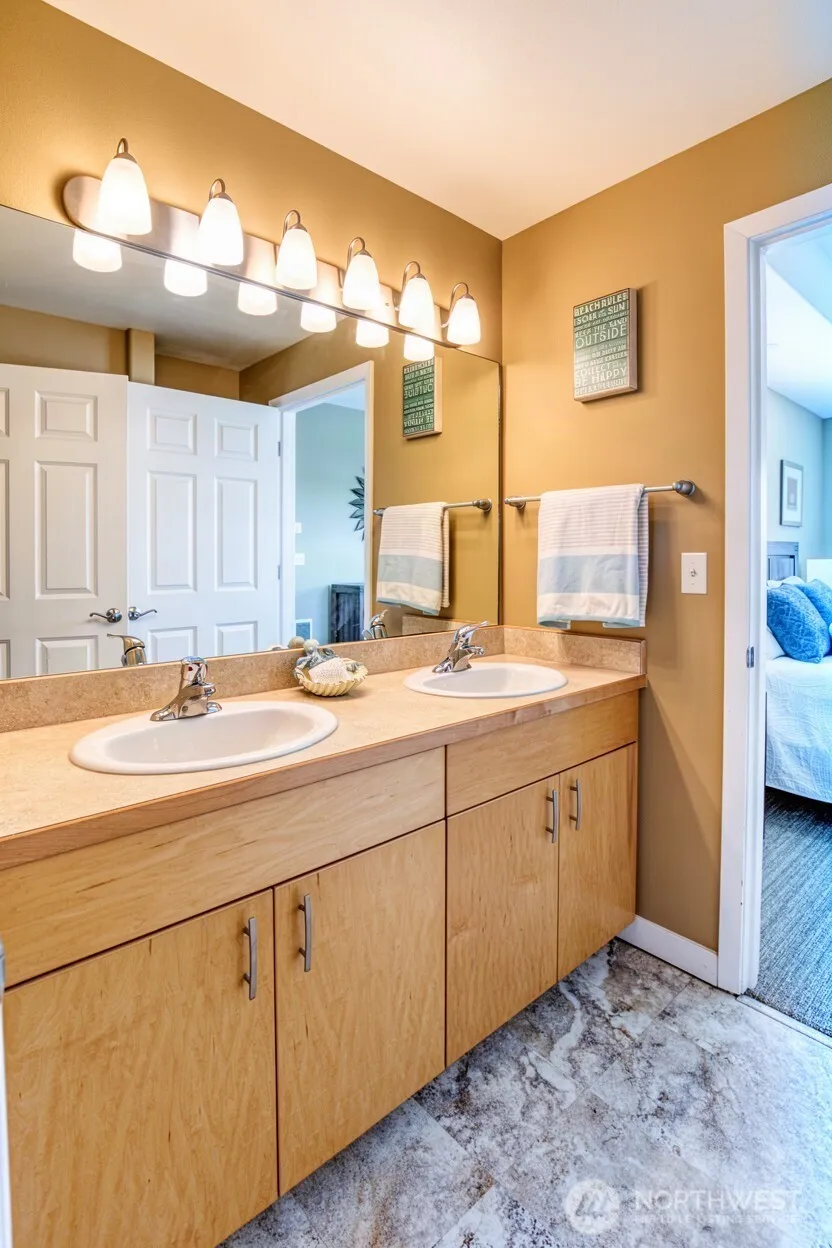 262 Oyhut Bay Boulevard SW #301 Ocean Shores, WA 98569
