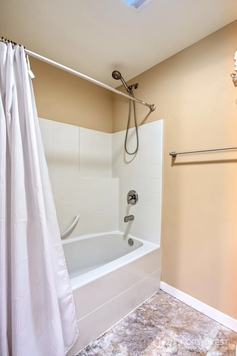 262 Oyhut Bay Boulevard SW #301 Ocean Shores, WA 98569