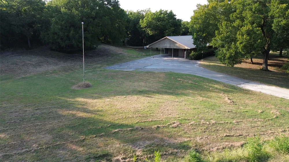 181 FM 373 Muenster, TX 76252