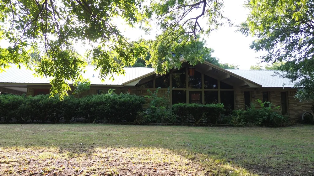181 FM 373 Muenster, TX 76252