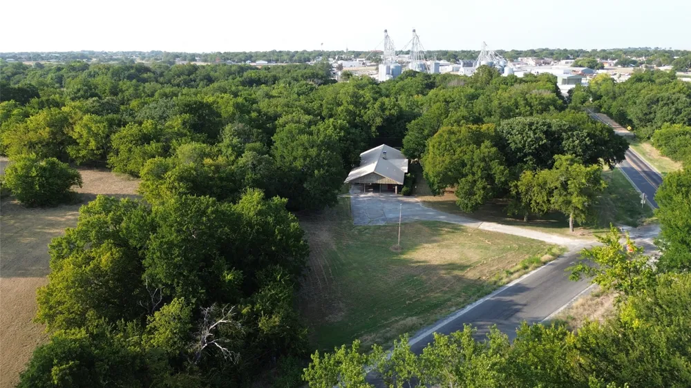 181 FM 373 Muenster, TX 76252