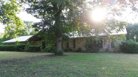 181 FM 373