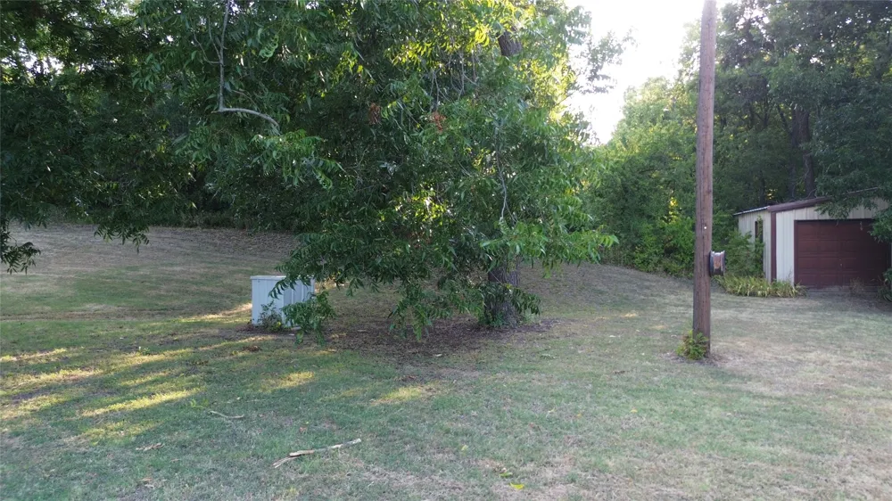 181 FM 373 Muenster, TX 76252