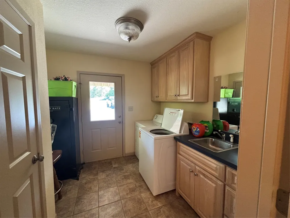 181 FM 373 Muenster, TX 76252