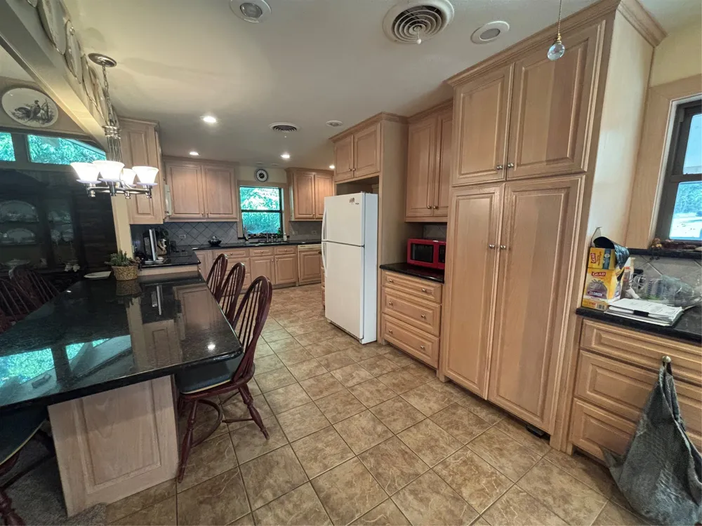 181 FM 373 Muenster, TX 76252