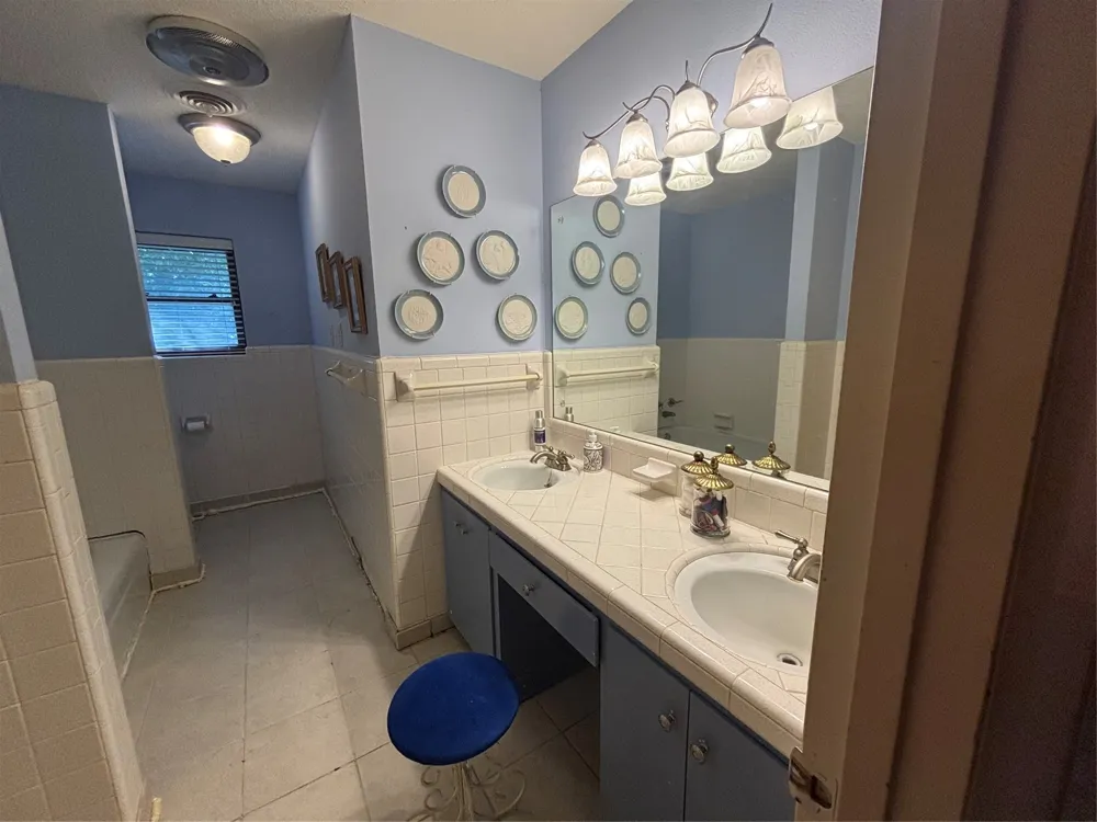 181 FM 373 Muenster, TX 76252