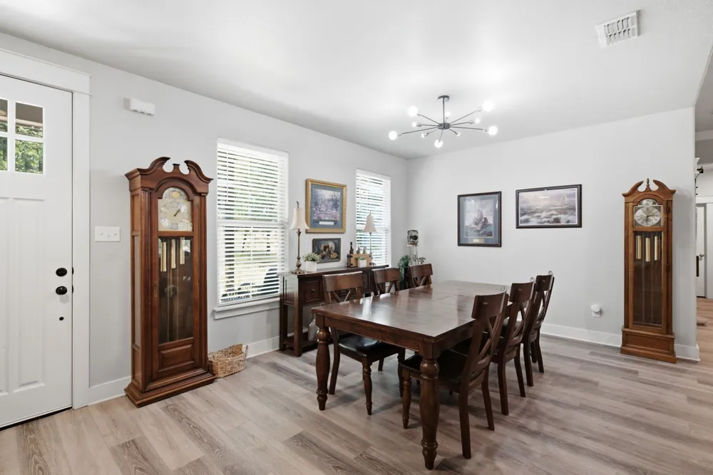 374 Clark Lake Road Weatherford, TX 76088