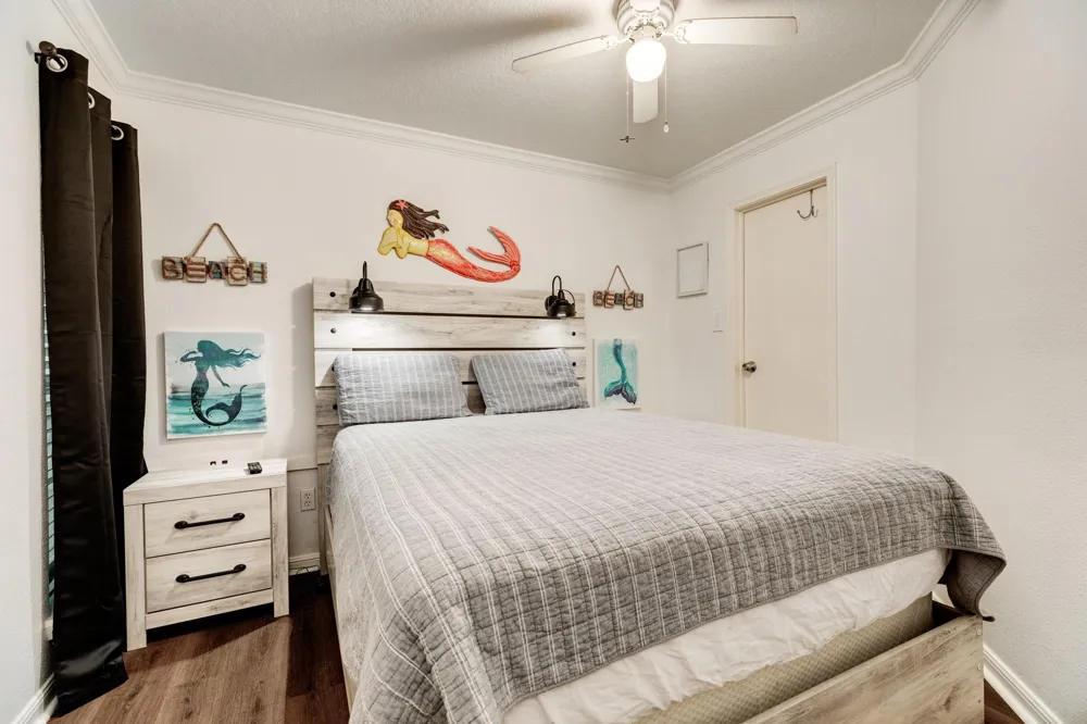 6300 Seawall Boulevard #3215 Galveston, TX 77551