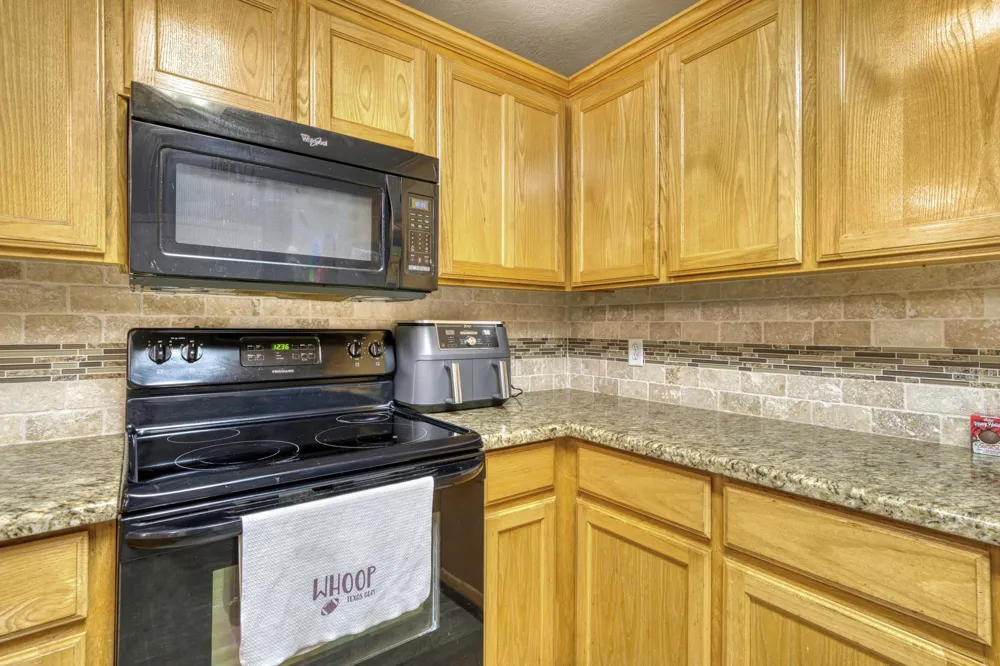 1008 Gardenia Street College Station, TX 77845