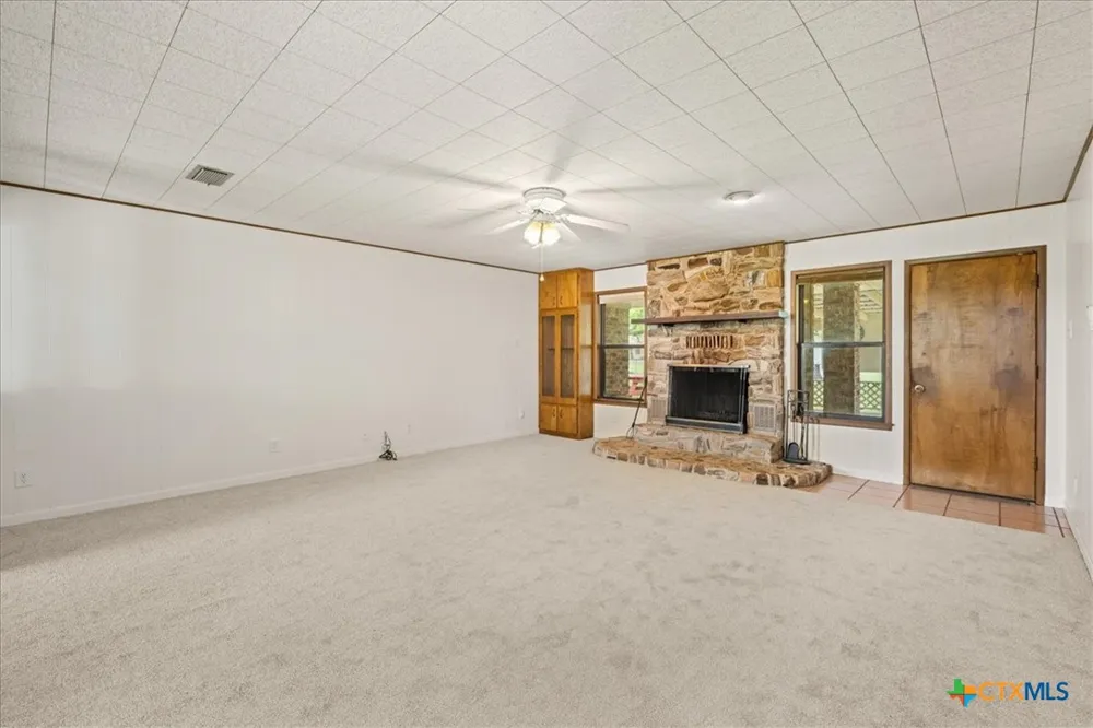 130 Elm Street Flatonia, TX 78941