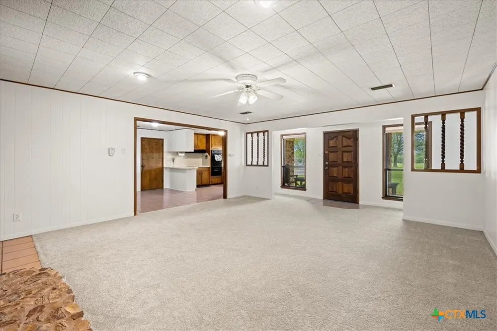 130 Elm Street Flatonia, TX 78941