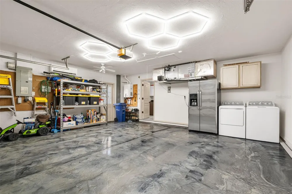 3333 YONGE AVENUE #13 Sarasota, FL 34235