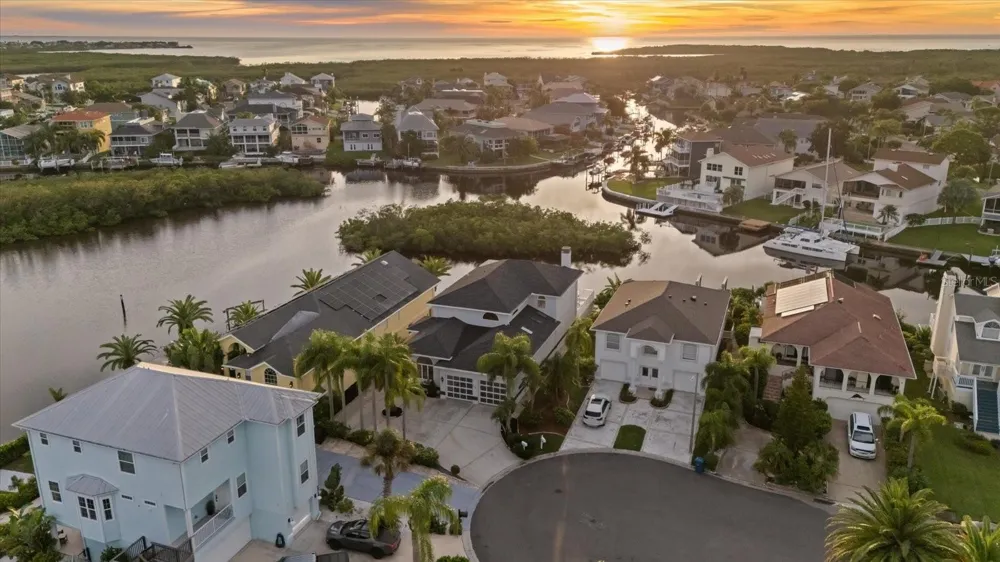 6121 BAYSIDE DRIVE New Port Richey, FL 34652