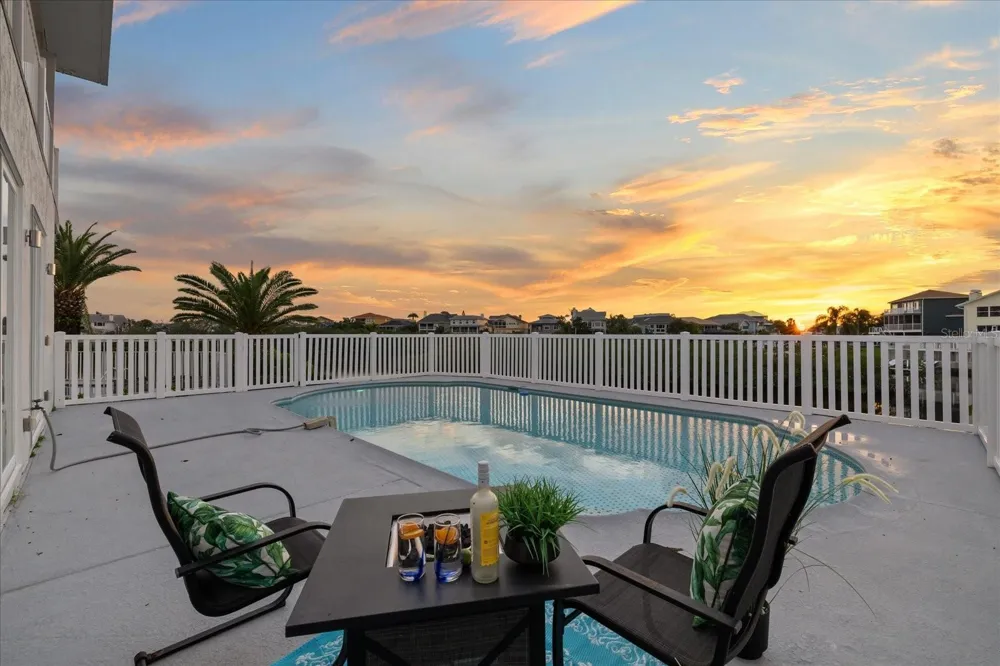 6121 BAYSIDE DRIVE New Port Richey, FL 34652