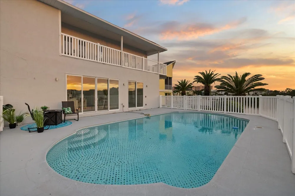 6121 BAYSIDE DRIVE New Port Richey, FL 34652