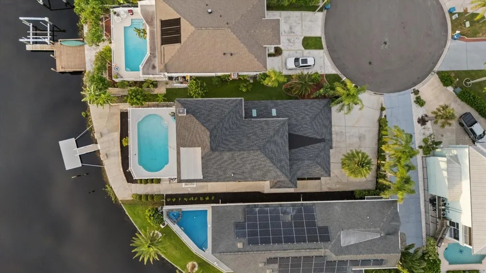 6121 BAYSIDE DRIVE New Port Richey, FL 34652