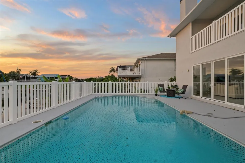 6121 BAYSIDE DRIVE New Port Richey, FL 34652