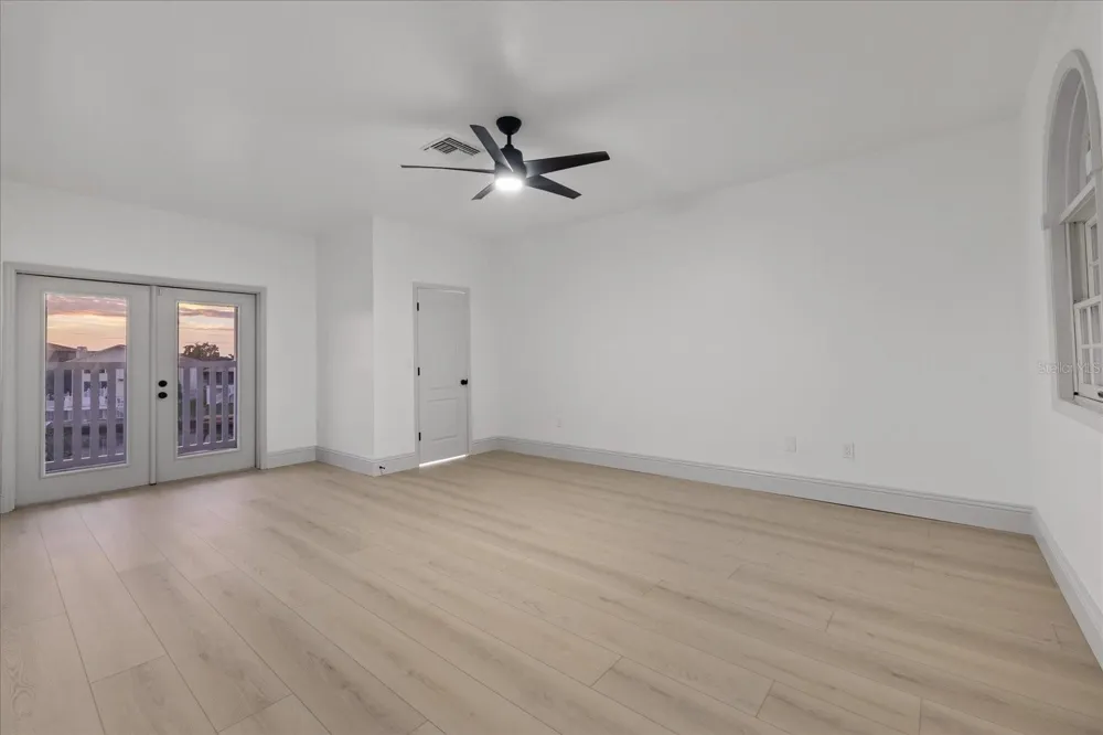 6121 BAYSIDE DRIVE New Port Richey, FL 34652