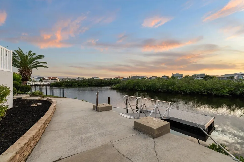 6121 BAYSIDE DRIVE New Port Richey, FL 34652