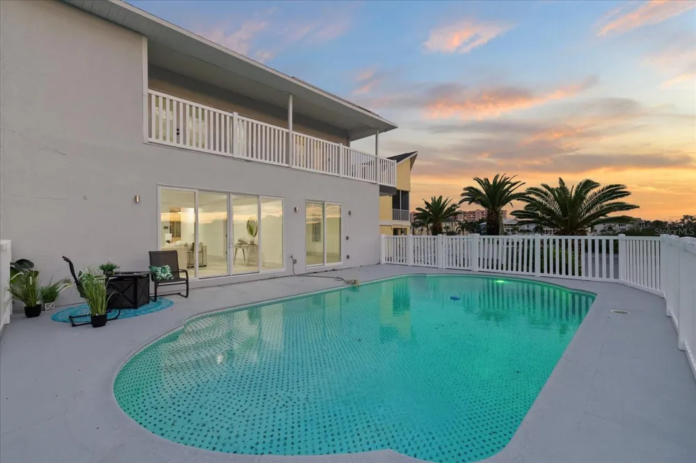 6121 BAYSIDE DRIVE New Port Richey, FL 34652